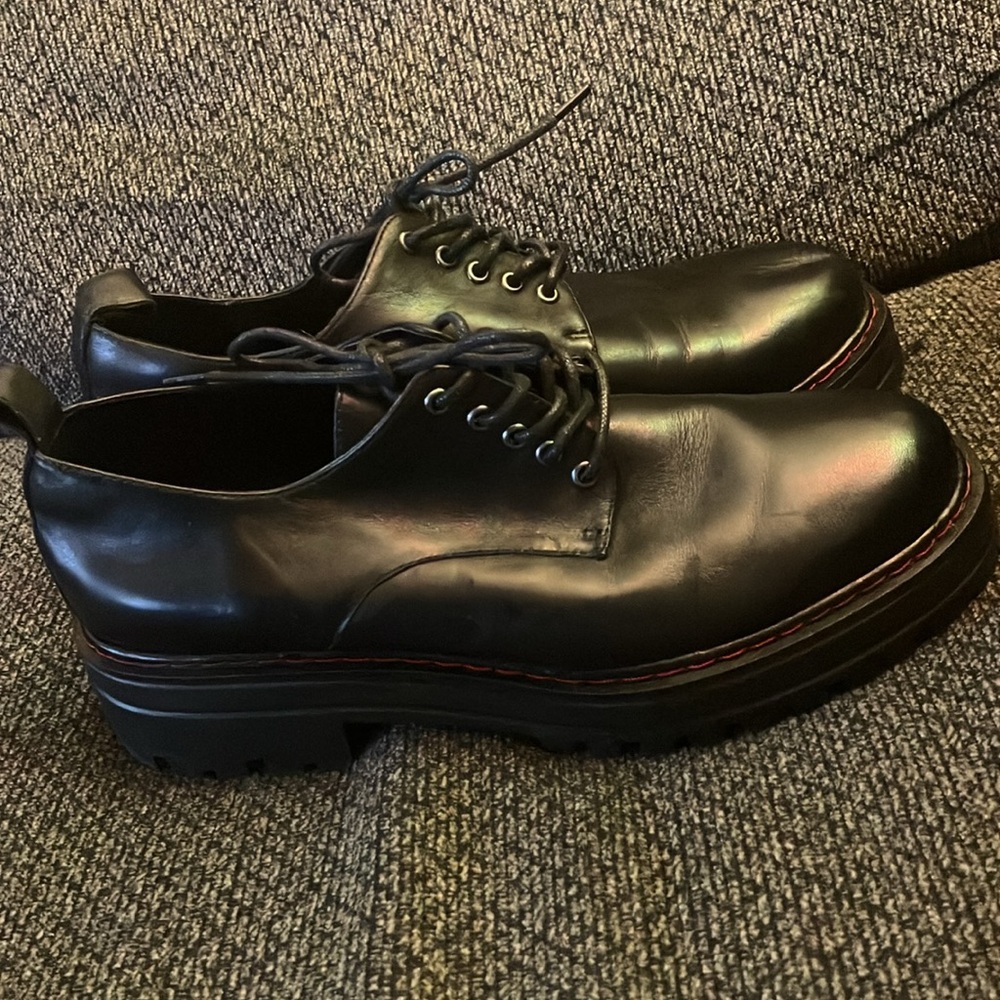 Aerosoles Francesina Platform Oxfords black with red stitching 8.5 women’s - Picture 2 of 8